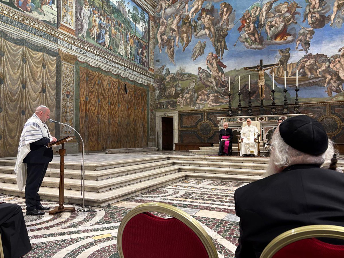 PLinVatican (@plinvatican) on Twitter photo Amb. <a href="/Kwiatkowski_A/">Adam Kwiatkowski</a> took part in the commemoration event of the Romanian Cardinal Iuliu Hossu with the participation of Pope Leo XIV <a href="/Pontifex/">Pope Leo XIV</a>, in the Sistine Chapel. Amb. <a href="/Kwiatkowski_A/">Adam Kwiatkowski</a> took part in the commemoration event of the Romanian Cardinal Iuliu Hossu with the participation of Pope Leo XIV <a href="/Pontifex/">Pope Leo XIV</a>, in the Sistine Chapel.