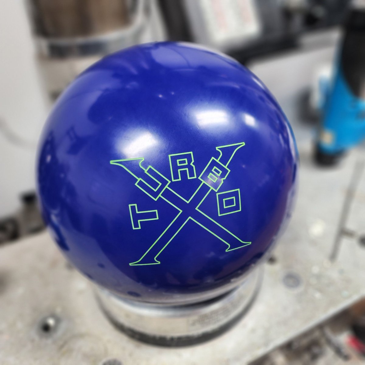 𝙀𝙗𝙤𝙣𝙞𝙩𝙚 𝘽𝙤𝙬𝙡𝙞𝙣𝙜 tweet media