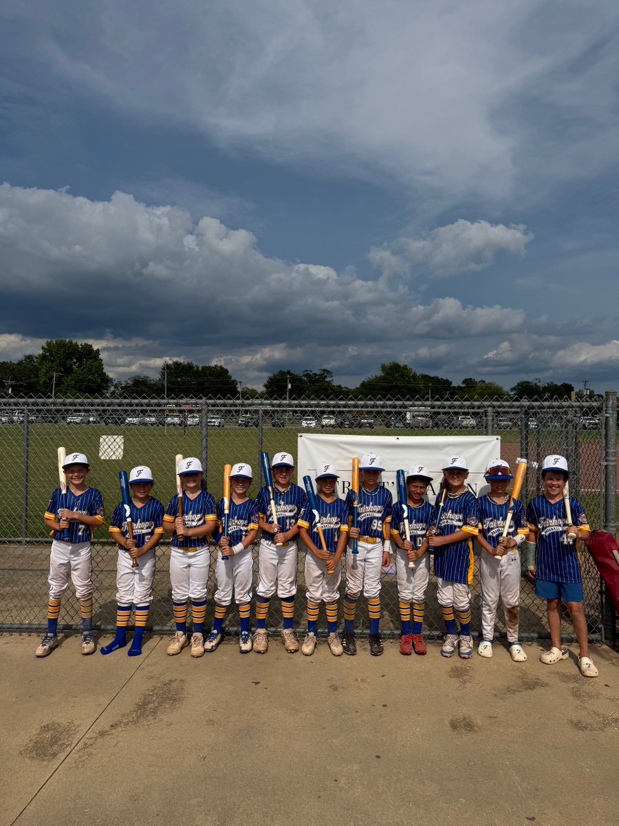 The Fairhope, Alabama 8U All-Star team is looking sharp with their custom team bats! Goodluck this season! #CustomBats #TeamBats #SamBat