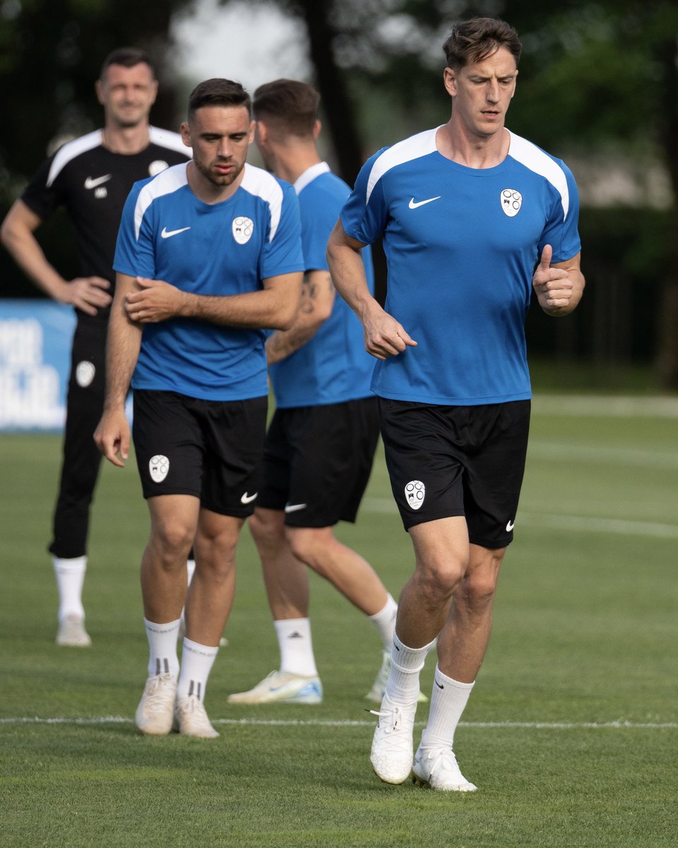 💣 Andres Vombergar entrena con la Selección de Eslovenia.

#SrceBije 🇸🇮