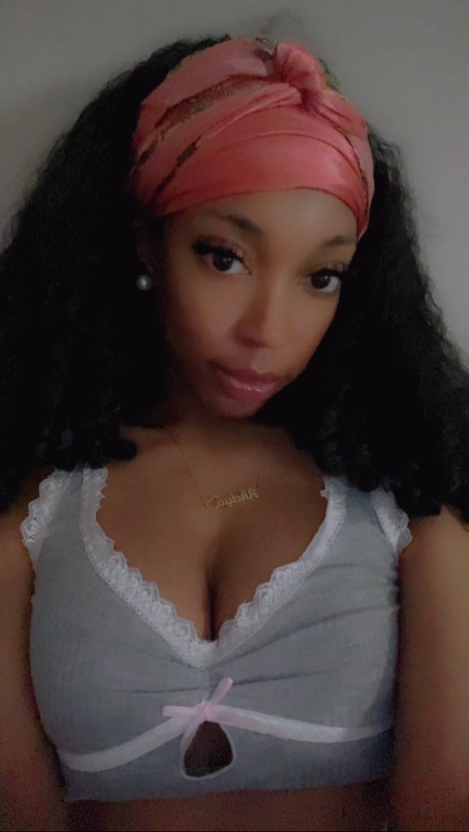 krystalkhy's tweet image. i love my big eyes