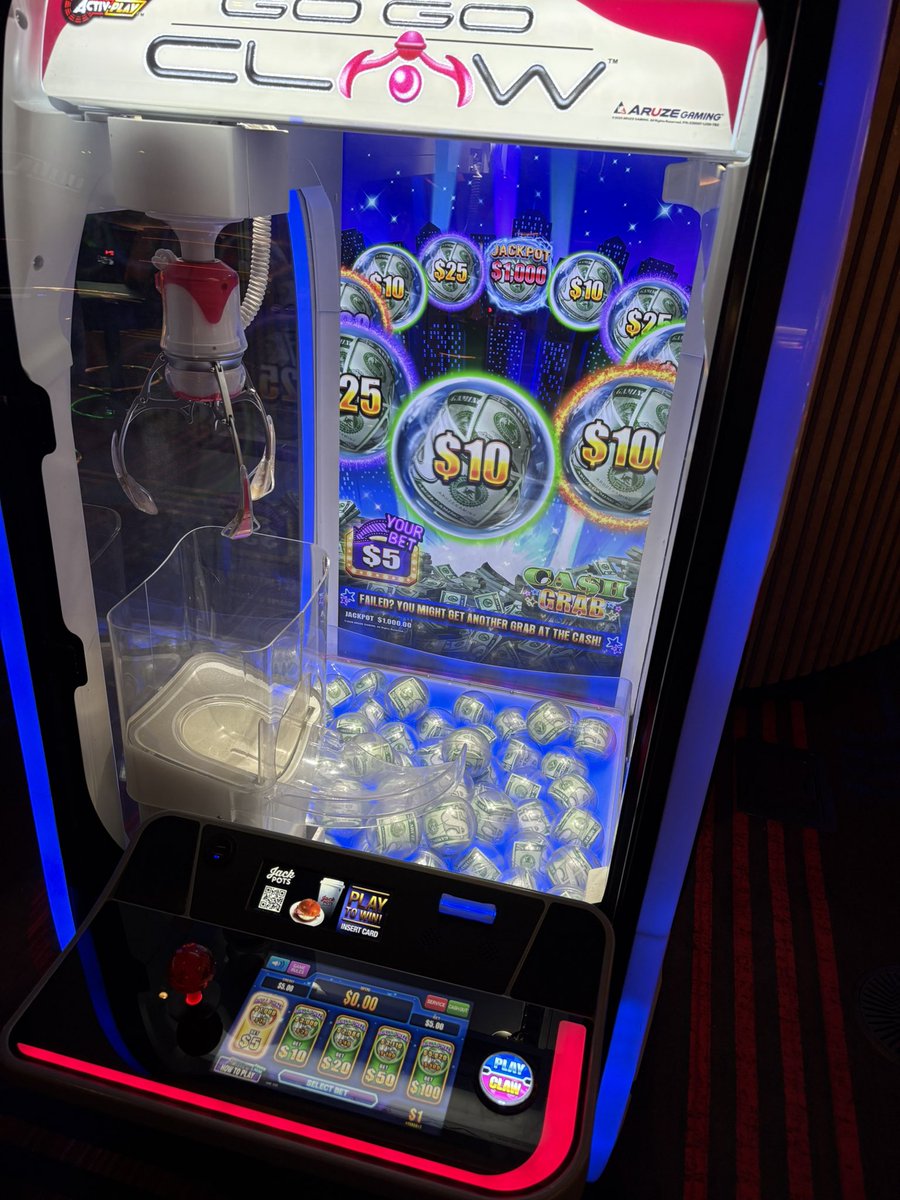 Y2Casey (@y2casey) on Twitter photo $1000 hat secured. Almost went full Griswold on this machine on the way out. Thanks <a href="/CircaSports/">Circa Sports</a> & <a href="/Vegas_Matty/">VegasMatty</a> for linking up. #GoatProxy $1000 hat secured. Almost went full Griswold on this machine on the way out. Thanks <a href="/CircaSports/">Circa Sports</a> & <a href="/Vegas_Matty/">VegasMatty</a> for linking up. #GoatProxy