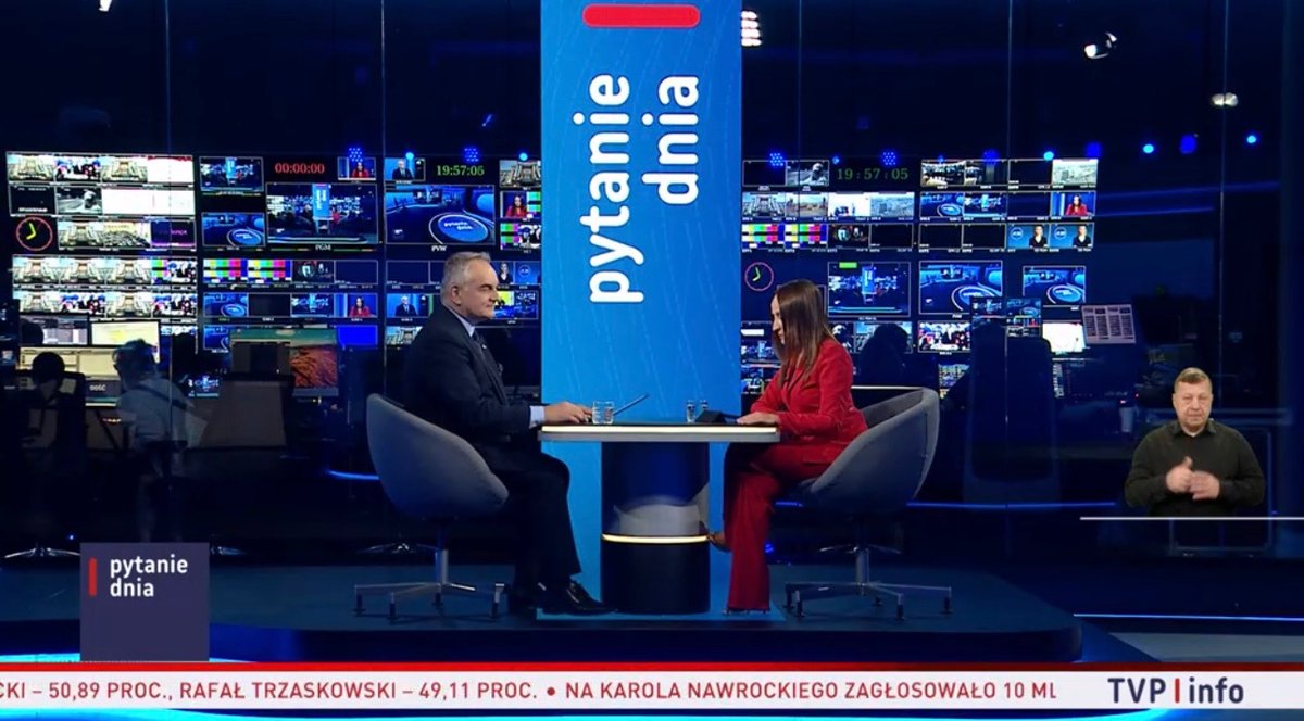 🍀 PSL (@nowepsl) on Twitter photo 💬 Biorąc pod uwagę słowa Karola Nawrockiego z kampanii należy sie spodziewać konfrontacyjnej współpracy. Pamiętam współpracę naszego rządu z prezydentem Lechem Kaczyńskim, która skupiała sie na pragmatyzmie, co pokazuje że takie warianty też są możliwe.
🍀<a href="/pawlakwaldemar/">Waldemar Pawlak</a> 💬 Biorąc pod uwagę słowa Karola Nawrockiego z kampanii należy sie spodziewać konfrontacyjnej współpracy. Pamiętam współpracę naszego rządu z prezydentem Lechem Kaczyńskim, która skupiała sie na pragmatyzmie, co pokazuje że takie warianty też są możliwe.
🍀<a href="/pawlakwaldemar/">Waldemar Pawlak</a>