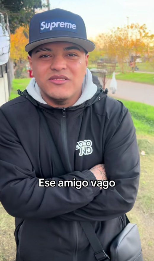 simaredulc's tweet photo. este mes estoy lleno de examenes que definen mi vida universitaria y tengo mas horas de ver reels que de estudio https://t.co/606rC0ffst