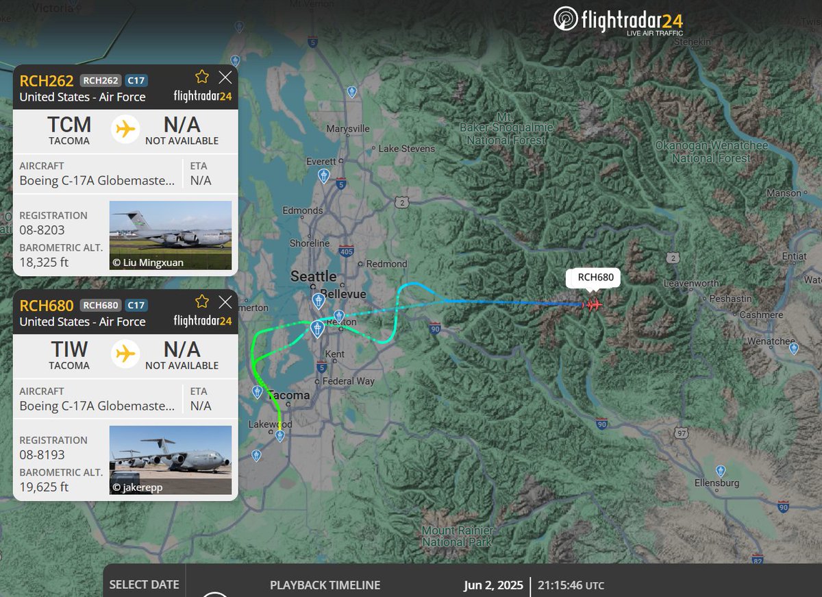 vcdgf555's tweet photo. Two REACH transports out of McChord. Lead flew a staggered path, formed up, and now both using single transponder.

🇺🇸 RCH262 is C-17A 08-8203 #AE2FAF
🇺🇸 RCH680 is C-17A 08-8193 #AE2FA5 https://t.co/E39gw01OLQ