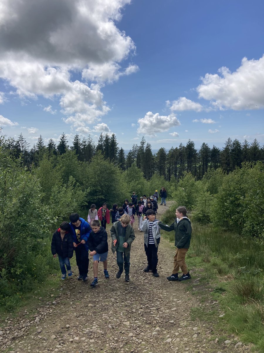 This afternoon took us on a lovely walk along a sculpture trail and now we’re arriving at our home for the next few days!