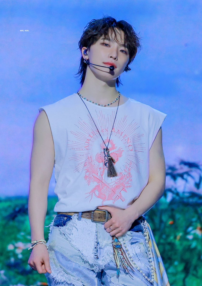 seesun0211's tweet photo. 250525 🌸🌸
#디노 #dino #seventeen #세븐틴 https://t.co/Xr6DmgF5Pt
