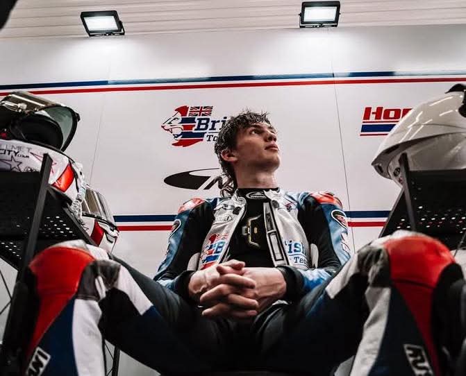 Really pleased to say Lucas Brown caught up with Leah Halsey recently about his maiden campaigns in FIM JuniorGP &amp; Red Bull Rookies. 

youtu.be/N83nXsKRxm8

He talks about how he started Racing, his time in FAB-Racing &amp; R&amp;G British Talent Cup.