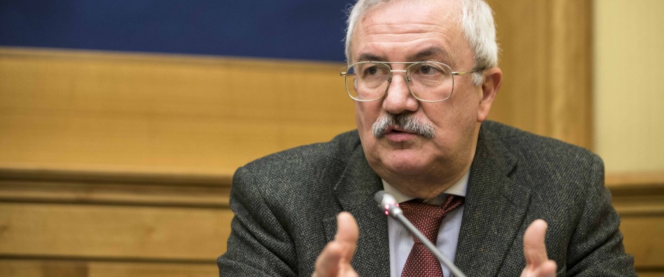 Addio a Giuseppe Parlato. Oggi ci ha lasciato un amico e un maestro, che ha accompagnato Storia In Rete fin dal suo esordio. Ricordare in poche righe l'importanza e lo spessore del lavoro culturale e storico di Parlato è impossibile. Vogliamo ricordare soprattutto l'uomo e