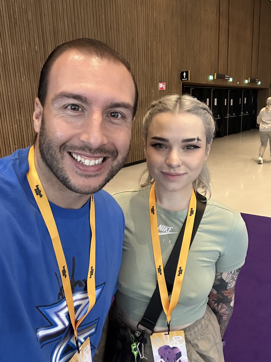 Twitchcon EU is over :( always good to see you <a href="/nyyxxii/">NYYXXII 🍉</a> and was bice to hang out with you!! much love until next time!! #TwitchConEU #TwitchCon