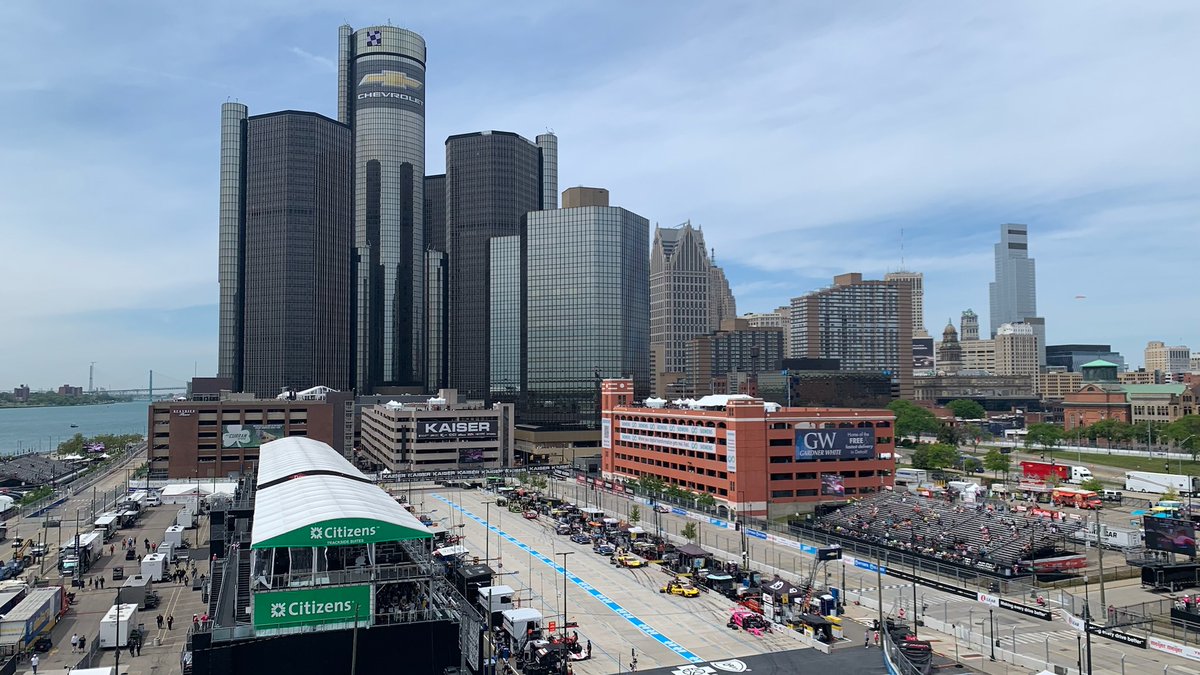 FBIDetroit's tweet photo. Every year, #FBI Detroit has the honor of working alongside our law enforcement partners to protect the Detroit Grand Prix & the citizens who attend the weekend-long event. We look forward to its return! Enjoy this view of the skyline & track taken by an employee. #WhereWeWork https://t.co/MgtaMeQ4tT