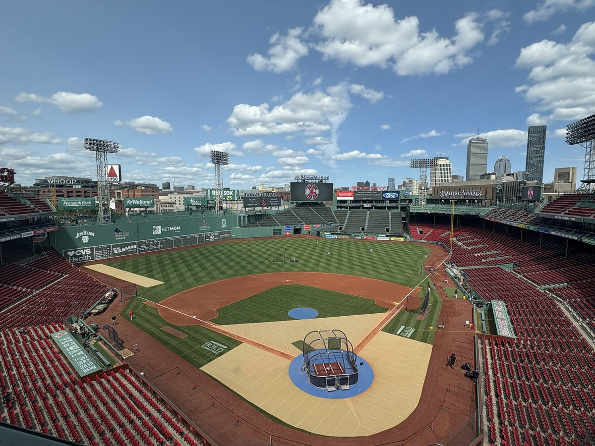 Here we go! It was both a very long and very fast couple of weeks between jobs, but I’m amped to get going with <a href="/BostonGlobe/">The Boston Globe</a>.