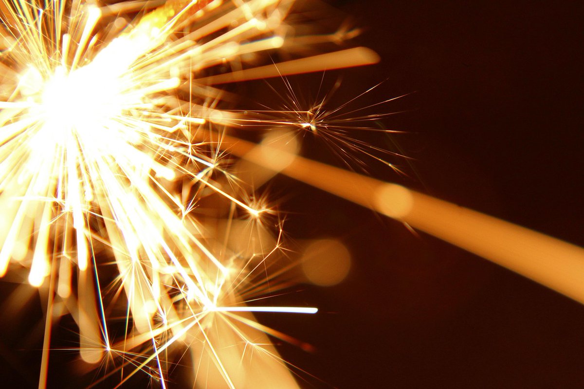 Celebrate safely this summer with these Essential Guidelines for Firework Safety from @Nationwidekids nationwidechildrens.org/family-resourc…