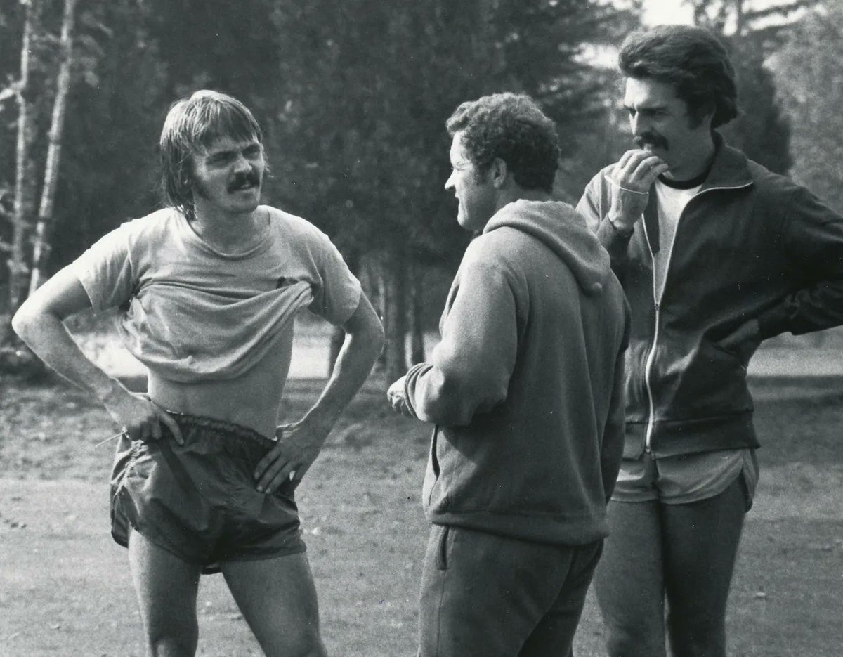 RunBlogRun's tweet image. 2025 Spring Racing/Training Program, June 2, 2025, week 12, day 1, Final sharpening for end of season meets, slow down prior to Summer Mileage! runblogrun.com/2025/06/2025-s… , #dailytraining, #runblogRunDailyTraining, #steveprefontaine, #oregon, #running,