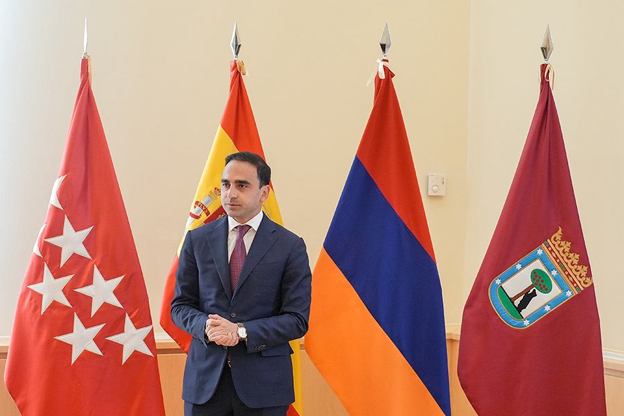 Tigran Avinyan (@avinyantigran) on Twitter photo We discussed the main directions and future development of cooperation between Yerevan and Madrid with the Mayor of Madrid, JosĂ© Luis MartĂnez-Almeida.
<a href="/AlmeidaPP_/">JosĂ© Luis MartĂnez-Almeida</a> We discussed the main directions and future development of cooperation between Yerevan and Madrid with the Mayor of Madrid, JosĂ© Luis MartĂnez-Almeida.
<a href="/AlmeidaPP_/">JosĂ© Luis MartĂnez-Almeida</a>