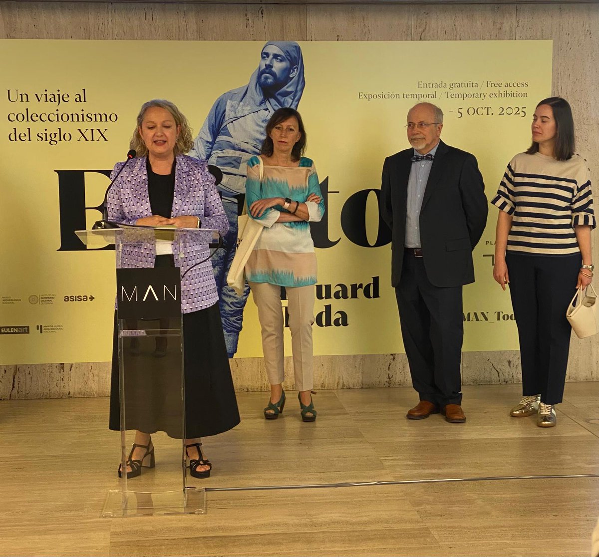 EmbEspEgipto's tweet photo. ¿Aún no has visitado la exposición sobre la labor arqueológica del vicecónsul español Eduard Toda en Luxor? 🇪🇬 Todavía estás a tiempo. Si pasas por Madrid 🇪🇸 , tienes hasta el 5 de octubre para descubrir esta fascinante exposición en el @MANArqueologico https://t.co/gCmkzFtLjQ