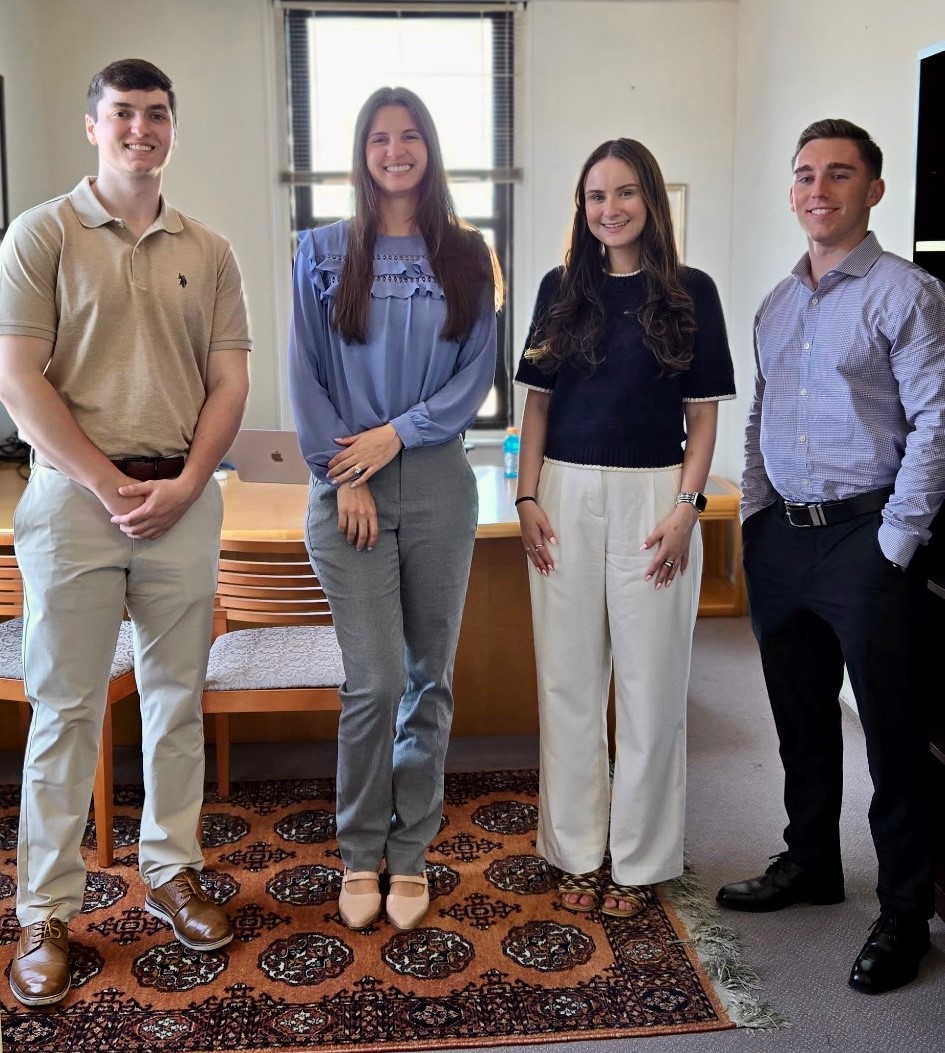 Please join us in welcoming our 2025 Summer Associates! 

👋 Ryan Alverson

👋 Amanda Reale

👋 Emily O'Donnell

👋 Sean Dougherty

#SummerAssociates #LawStudents #FutureAttorneys #LawFirmLife