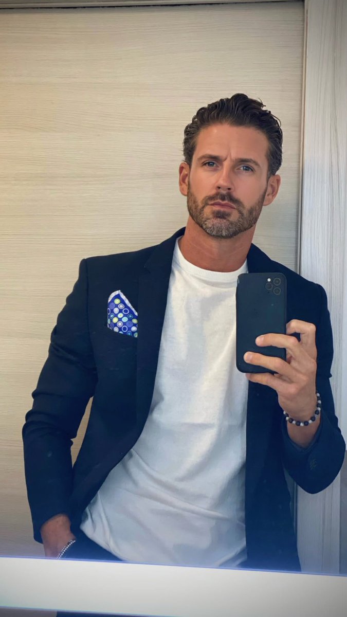 While trying outfit for next Saturdays birthday party 🥳 I got this thought 💭 

I want to cage up more dick’s under 7 inches, step up pind1cks. 

Cashcow ~ findom ~ whalesub ~ humiliation
Arab ~ Pakistani ~ gay ~ paypig