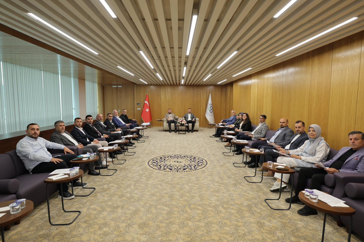 Salim Gökhan Gürek (@gokhngurek) on Twitter photo Belediye Başkanımız <a href="/mcandaroglutr/">Mustafa Candaroğlu</a> ve Belediye Meclis Üyelerimiz ile birlikte, Belediye Meclis Toplantısı öncesi AK Parti Grup Toplantımızı gerçekleştirdik.
Arnavutköyümüz için ilk gün ki aşkla ve heyecanla hizmet etmeye devam edeceğiz.
<a href="/abdullahozdemir/">Abdullah Özdemir</a>
<a href="/sedagorenboluk/">Seda Gören Bölük</a> Belediye Başkanımız <a href="/mcandaroglutr/">Mustafa Candaroğlu</a> ve Belediye Meclis Üyelerimiz ile birlikte, Belediye Meclis Toplantısı öncesi AK Parti Grup Toplantımızı gerçekleştirdik.
Arnavutköyümüz için ilk gün ki aşkla ve heyecanla hizmet etmeye devam edeceğiz.
<a href="/abdullahozdemir/">Abdullah Özdemir</a>
<a href="/sedagorenboluk/">Seda Gören Bölük</a>