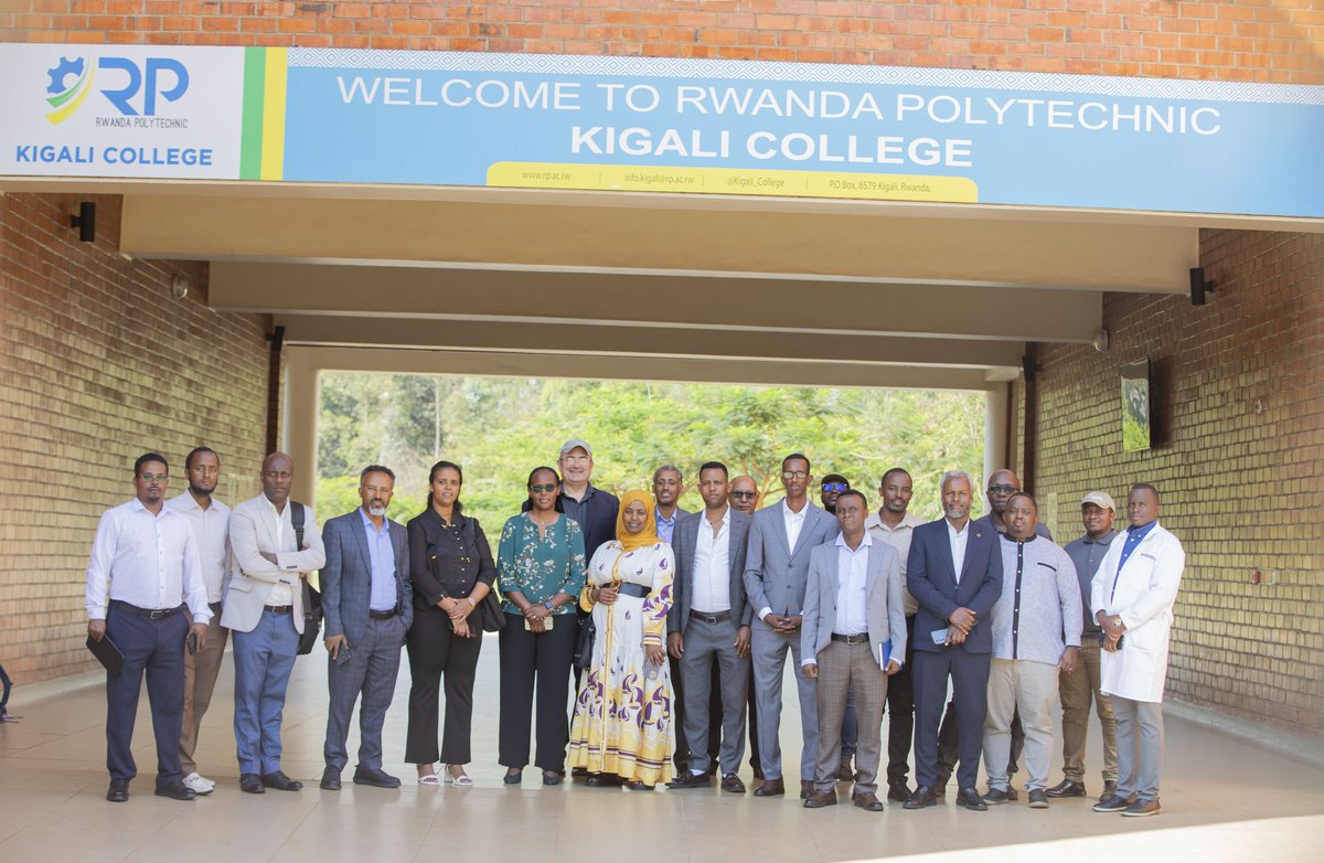 Today, June 2nd, 25, a delegation from the Ministry of Health of Ethiopia led by Gebreabe Abrahaley Beyene,visited <a href="/Kigali_College/">RP-Kigali College</a> and toured different parts of Biomedical Equipment Laboratory to get an insight on oxygen plant maintenance &amp; medical gas systems training in Rwanda.