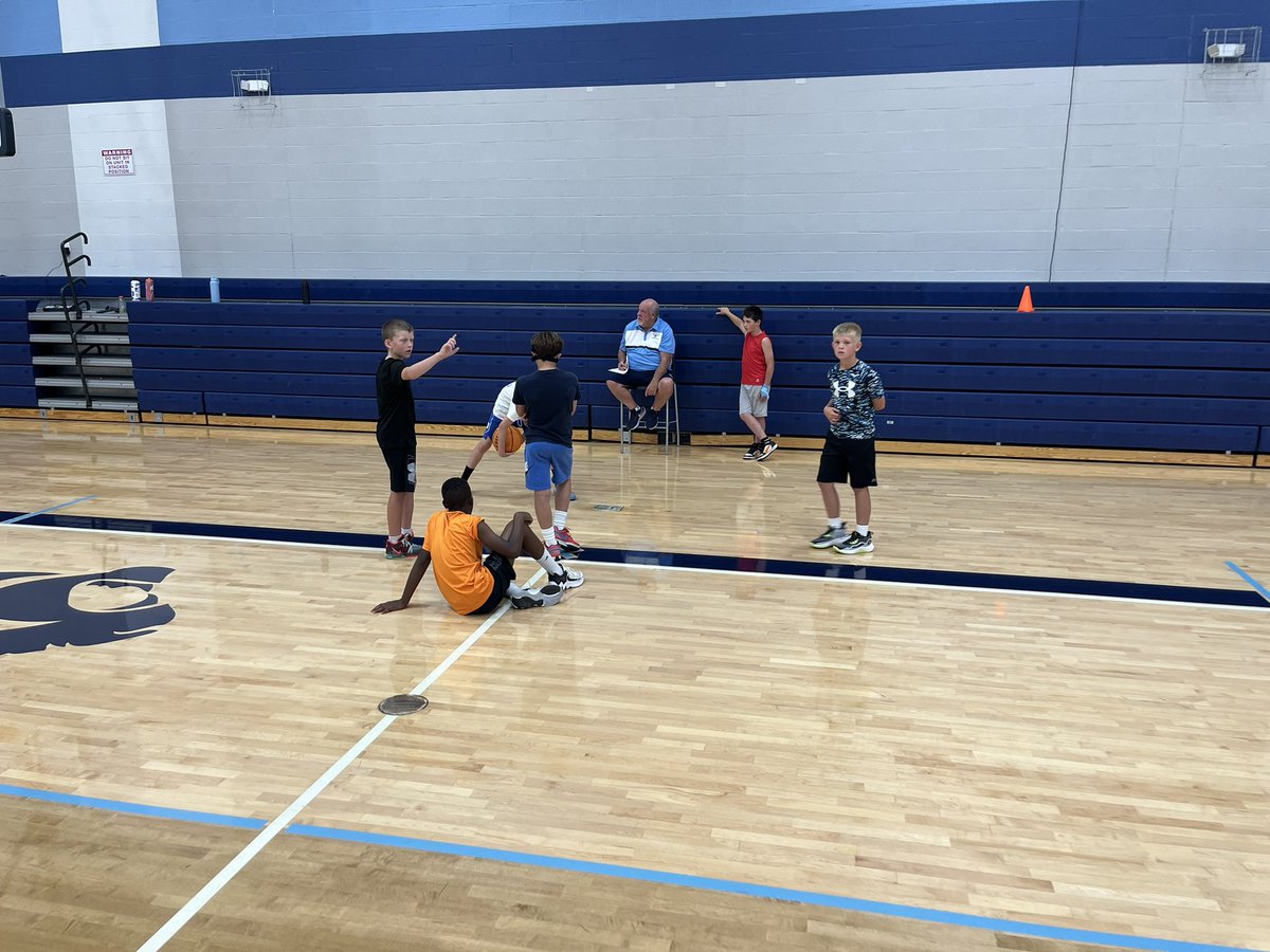 PCHS_Hoops's tweet image. It was a great first day of Panther Camp! #PWP