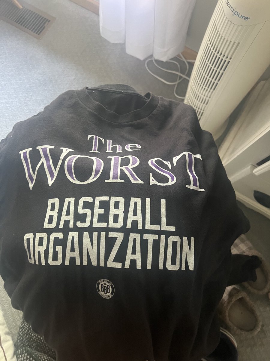 gmfrei17's tweet photo. ⁦@bbbprinting⁩ Any chance to bring this classic back into the store?  Seems appropriate at times like now. https://t.co/73JLdDX0kT