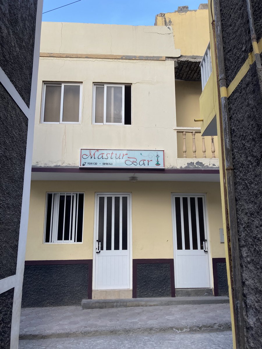 Alerta, <a href="/MastersOfNaming/">Masters Of Naming</a>, que a Cap Verd van forts…