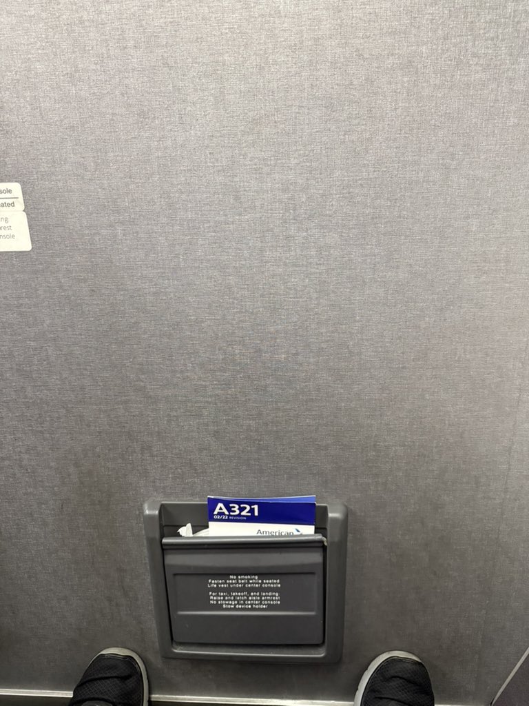 Talked about this on the pod last week. So I upgraded to first class for my flight home and got first row. How anyone could raw dog on a flight is beyond me. I’m just supposed to stare straight ahead at this for 2.5 hrs? Uhhhhh, no.