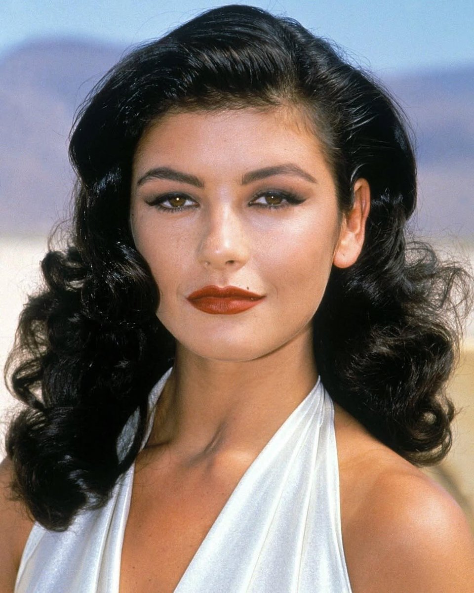 Catherine Zeta-Jones (1992)