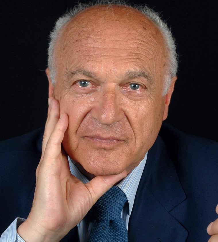 Décès de l'historien Pierre Nora, dernier des Mohicans de l'intelligentsia française, à l'oeil bleu taquin et l'érudition infinie. 

Un des derniers grands intellectuels à la  française, capable de conjuguer l’élégance de la langue, la hauteur de  vue et la largesse des