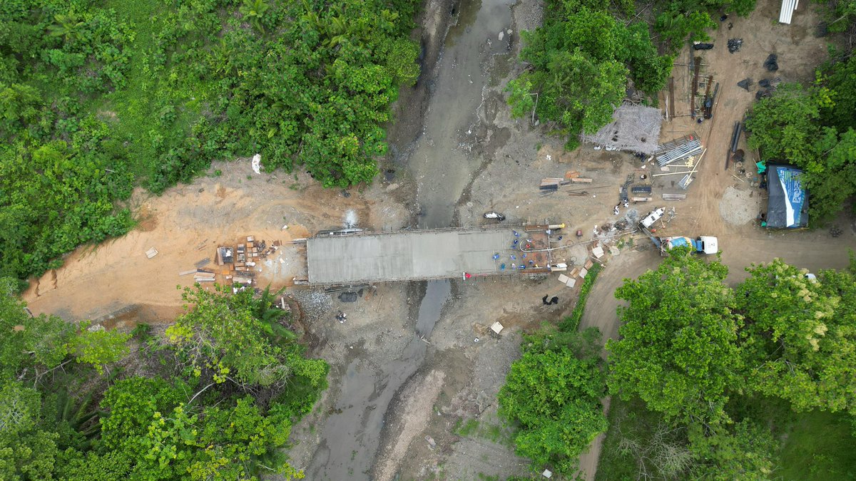 En este hilo te cuento cómo estamos avanzando en el departamento desde todos los sectores, esto fue mayo.
Vamos con toda con la #RevoluciónCórdoba2025:

✅ Le pusimos el acelerador a las obras del Acueducto Regional Costanero: ya instalamos 22.15 km de tubería de hierro dúctil,