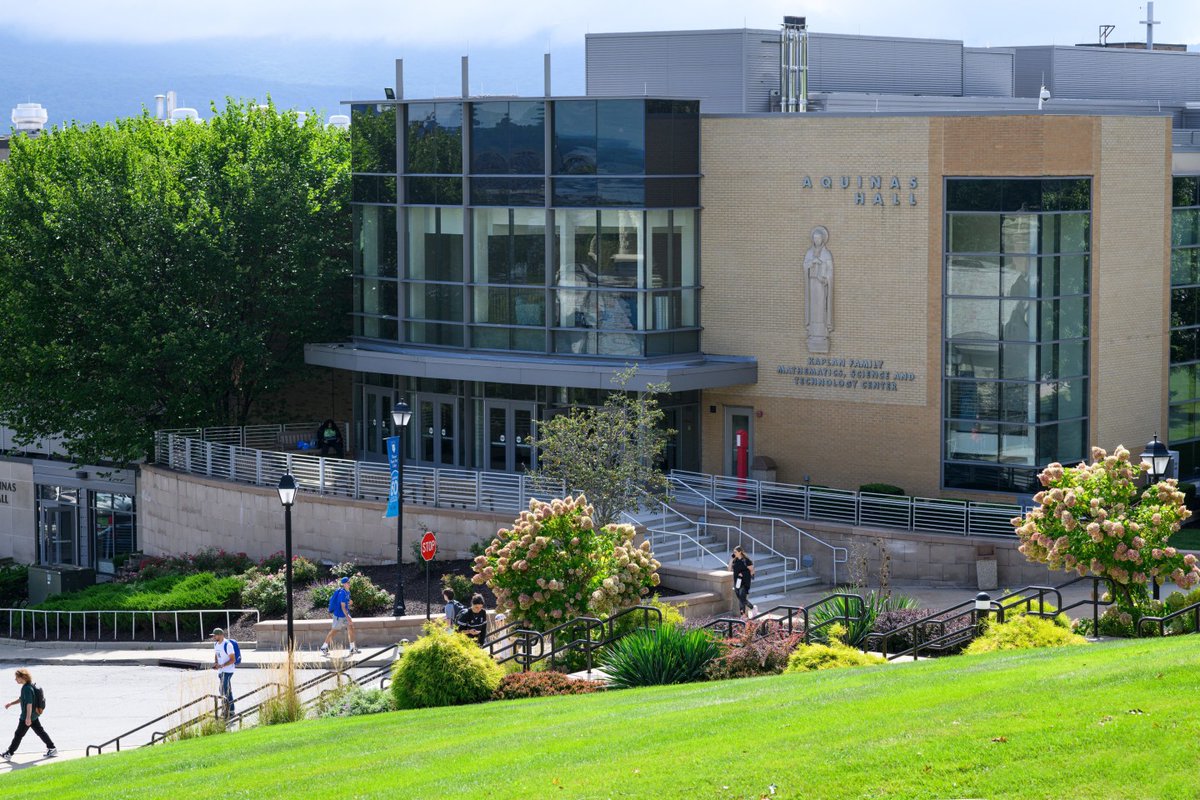 Mount Saint Mary College was recently named an Opportunity College by the Carnegie Classification of Institution of Higher Education!

🔗 msmc.edu/newsroom/news/…
