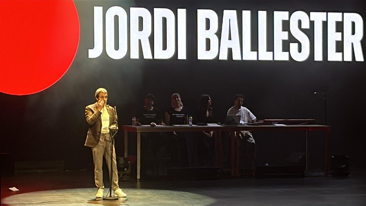 Enhorabuena Jordi Ballester por el Premio Actor de Reparto por tu papel en #Làviaielforaster ❤️
<a href="/AAPV1/">AAPV</a> @Academdecine