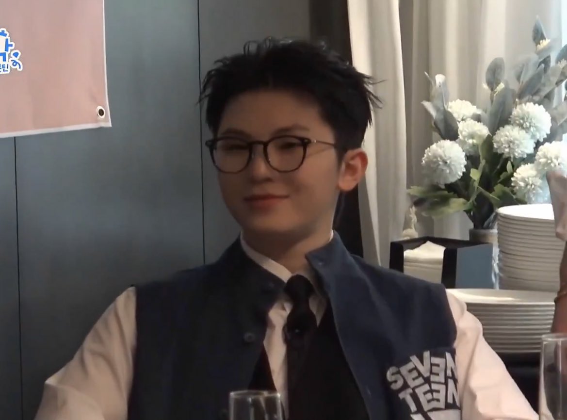 woozi wears a costume jacket while performing "Adore U"….he’s so handsome 🥹