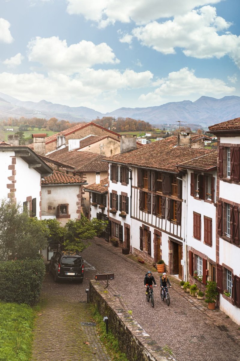 Dar ese paso es lo que te separa de empezar a vivir la vida que siempre has soñado. 💫
Buenas noches😴