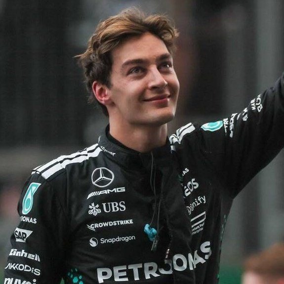 kiara4lora's tweet photo. Jungwon: George Russell
Jungwon's role as leader parallels George's position at Mercedes. Both calm under pressure, always delivering. Both young but so mature it’s scary. Responsible, strategic, composed. Funny and sweet everyone loves them. Sky's the limit for both. https://t.co/yl3qxuDoIj