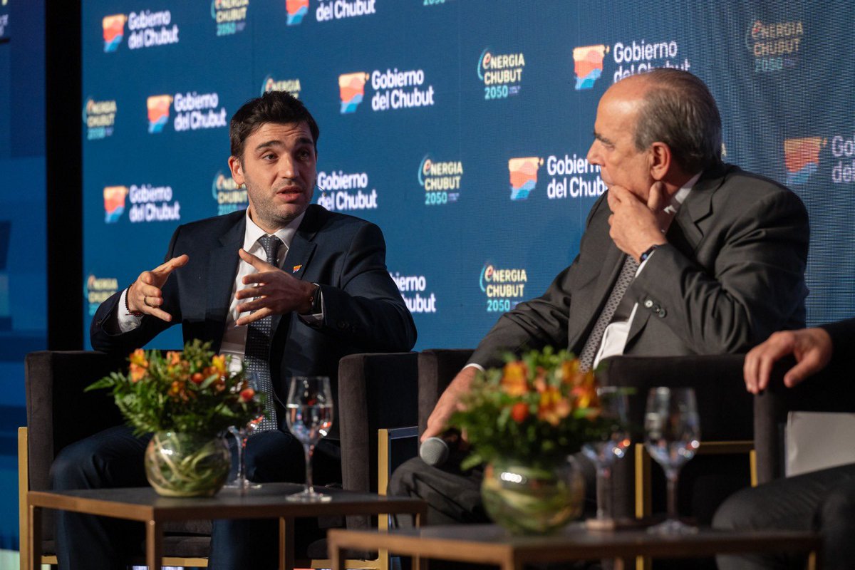 En el encuentro “Energía Chubut 2050 – Tierra de Futuro” reafirmamos una agenda centrada en la innovación, el protagonismo de la inversión privada y la construcción de una matriz energética más eficiente, en línea con los principales ejes de esta gestión: equilibrio