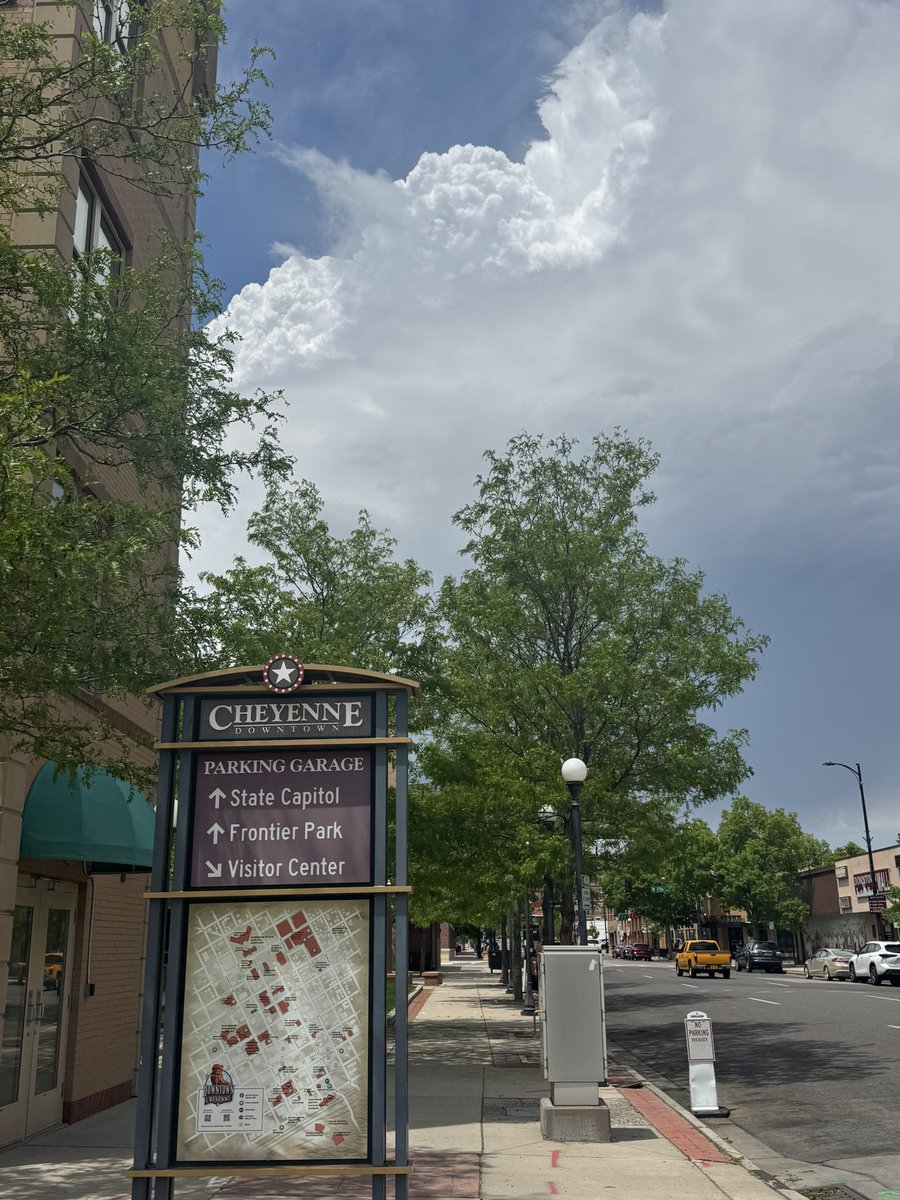 AdamKalkstein's tweet photo. After several days of tranquil weather, we’re back in the game!  Watching towering cu in Cheyenne, WY… https://t.co/aB3jsq5WmA