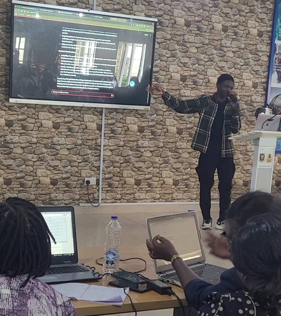AJISCO (@dayo_ajisco) on Twitter photo Earlier today presenting a workshop on RAG for Healthcare at the <a href="/dsa_org/">Data Science Africa - DSA</a> Data Science Conference 2025, at University of Ibadan. 🚀🚀
Found out I'm actually a good teacher. 😂 Earlier today presenting a workshop on RAG for Healthcare at the <a href="/dsa_org/">Data Science Africa - DSA</a> Data Science Conference 2025, at University of Ibadan. 🚀🚀
Found out I'm actually a good teacher. 😂