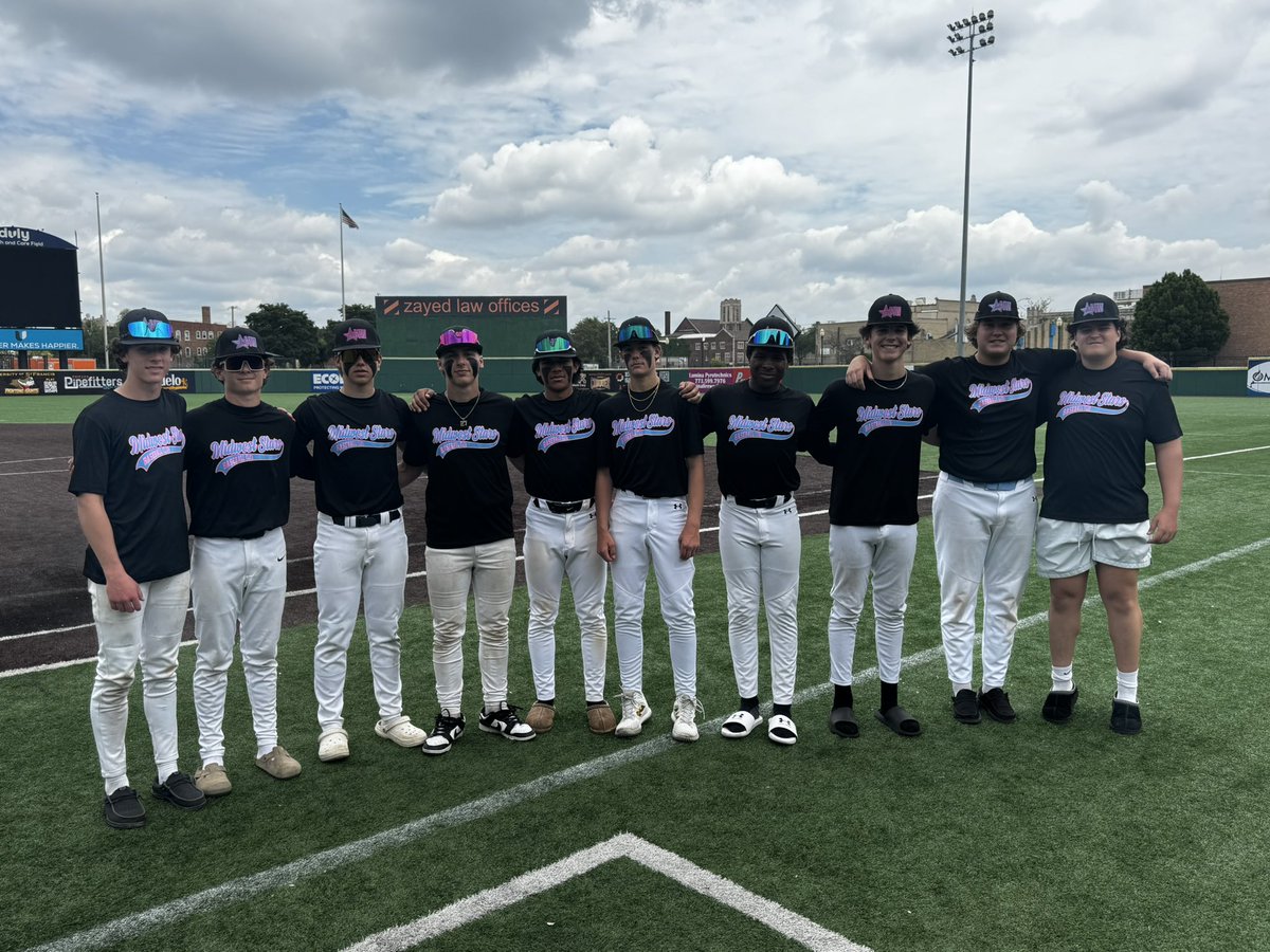 Midwest Stars (@midweststarsbb) on Twitter photo Midwest Stars lose in bracket play 9-5.. Get back at it Thursday morning for GM1. There were some highlights <a href="/BrendanC2815/">Brendan Carlson</a> led the way offensively and defensively. 2-2 2RBI and a π£. 1.1 IP OH OER struck out all 4 batters he faced. Lucas Ervin 4IP 4H 1ER 5K Midwest Stars lose in bracket play 9-5.. Get back at it Thursday morning for GM1. There were some highlights <a href="/BrendanC2815/">Brendan Carlson</a> led the way offensively and defensively. 2-2 2RBI and a π£. 1.1 IP OH OER struck out all 4 batters he faced. Lucas Ervin 4IP 4H 1ER 5K