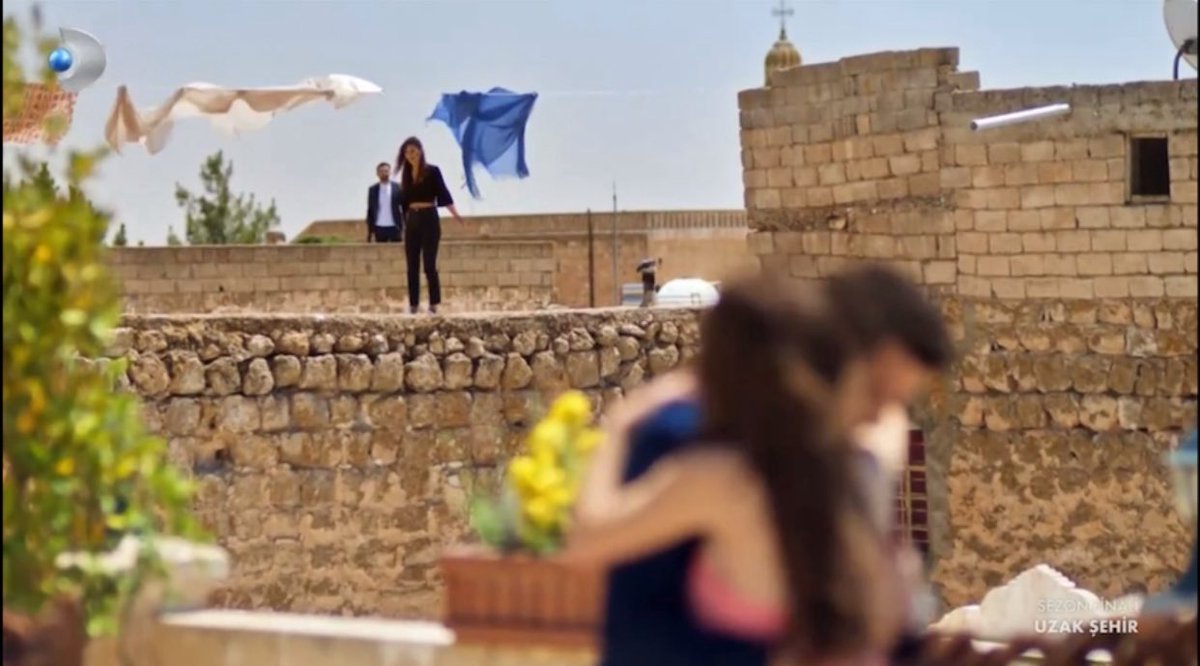 Tek kare 4 hikaye 

 #UzakŞehir