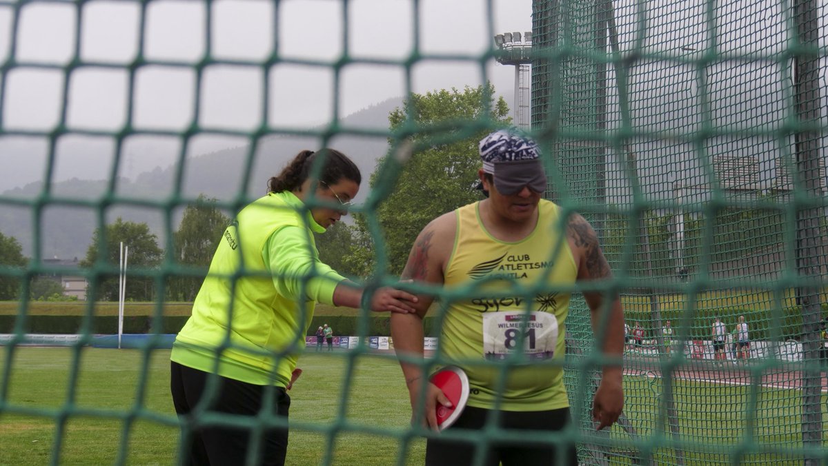 geuriaeus's tweet image. 🎽 Nazioarteko 14 herrialde desberdinetako 250 atletak parte hartu zuten igandean Basauriko Probak-Meeting Paralinpikoan.

🏆 Espainiako hiru errekor ere hautsi zituzten!

📲 125 argazki: geuria.eus
📸 @maideriba 
#Basauri #Meeting #basaurikoprobak2025