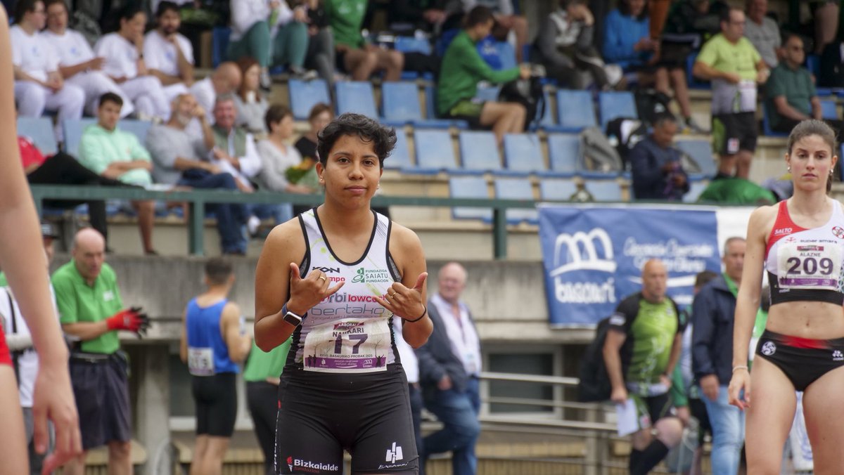 geuriaeus's tweet image. 🎽 Nazioarteko 14 herrialde desberdinetako 250 atletak parte hartu zuten igandean Basauriko Probak-Meeting Paralinpikoan.

🏆 Espainiako hiru errekor ere hautsi zituzten!

📲 125 argazki: geuria.eus
📸 @maideriba 
#Basauri #Meeting #basaurikoprobak2025