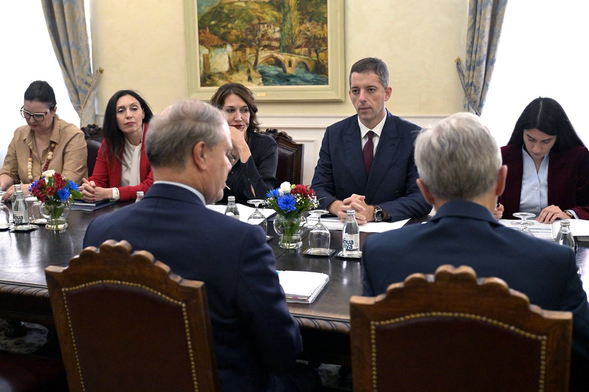 #Serbia values #France’s principled support for our #EuropeanUnion accession efforts and the shared vision of a #European future for the region as the cornerstone of lasting stability and development, as I emphasized during today’s meeting with the French Special Envoy for the