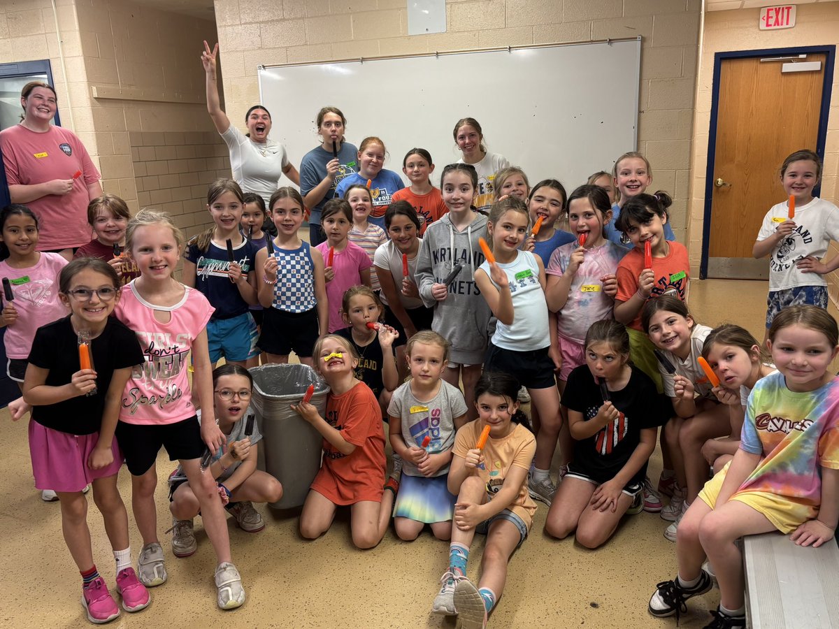 Popsicles Day 1 

Lady Hornet 🏀 Camp #TLSTE 🏀 #family
