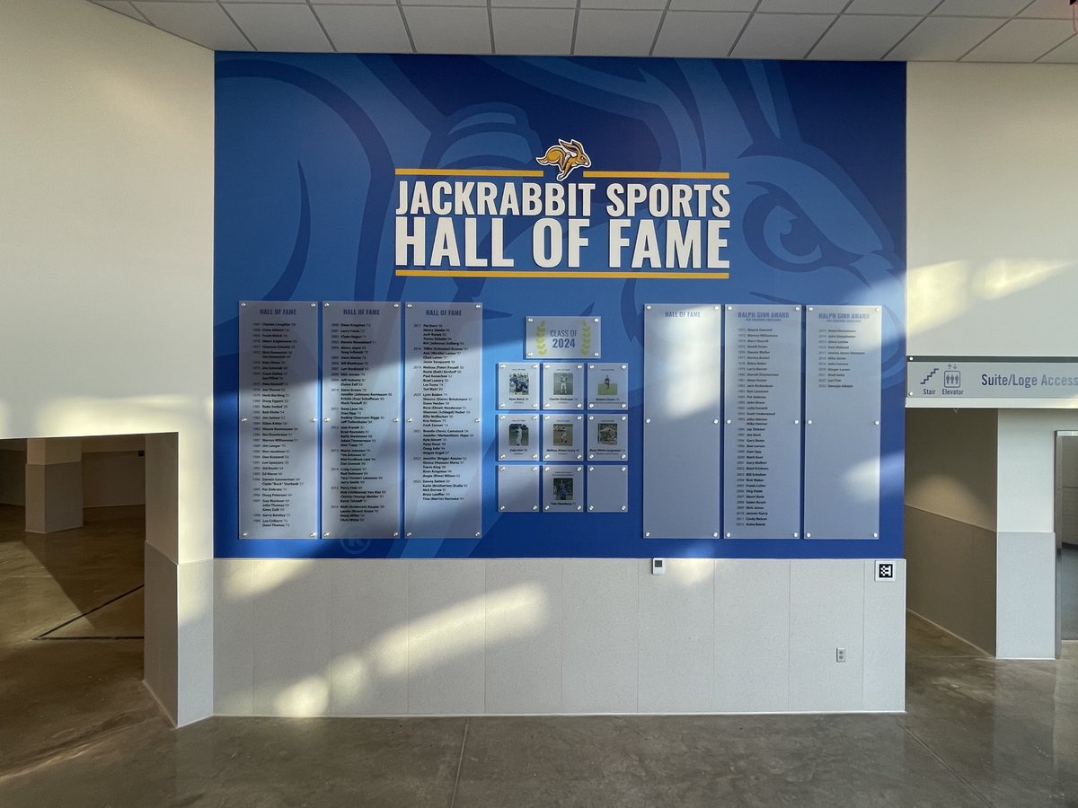 SDSU’s arena got a major upgrade—and HS Sign Shop was behind the signage. 🛠️💙

From a 100-foot donor wall to custom graphics throughout the facility, we helped bring the new First Bank &amp; Trust Arena to life.

Take a closer look at the transformation:
hssignshop.com/2025/05/27/sds…