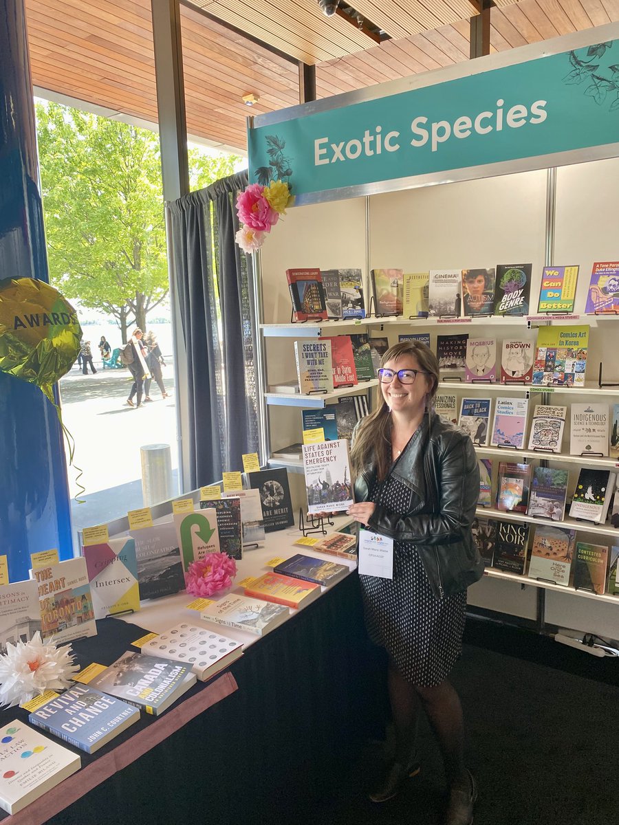 Book lovers sure are a special species! I wasn’t able to celebrate this award in-person last year, so it’s really special to be attending the <a href="/cpsa_acsp/">🇨🇦 CPSA-ACSP 🇨🇦</a> conference in Toronto this time around! <a href="/UBCPress/">UBC Press</a> #cdnpoli 🫶🏽📚✨#uvic