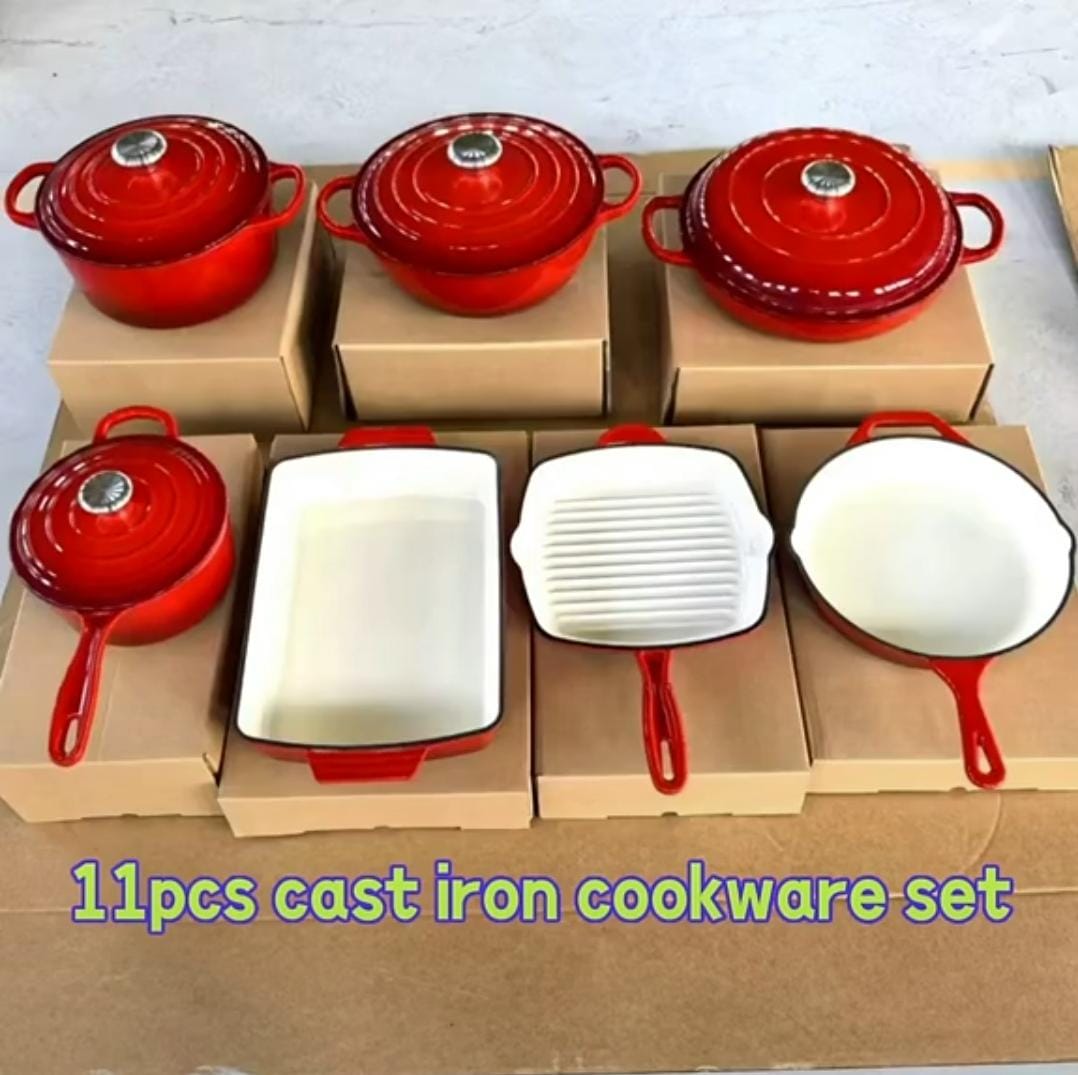 MujukaDaisy's tweet photo. 11 pieces cast iron at only 23,000. https://t.co/Ddt05LISzg
