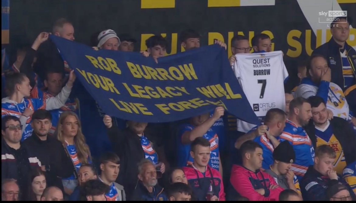 Ash_Storey4's tweet photo. One year gone but never forgotten🤍 
A legacy that will on forever !!!🦏
We will keep flying the flag for MND 💙🧡

Thinking of everyone on a tough day especially Robs family and friends !

ONE ROB BURROW 💙
#RB7 #MND #ONEROBBURROW https://t.co/0dsxeBDgh7