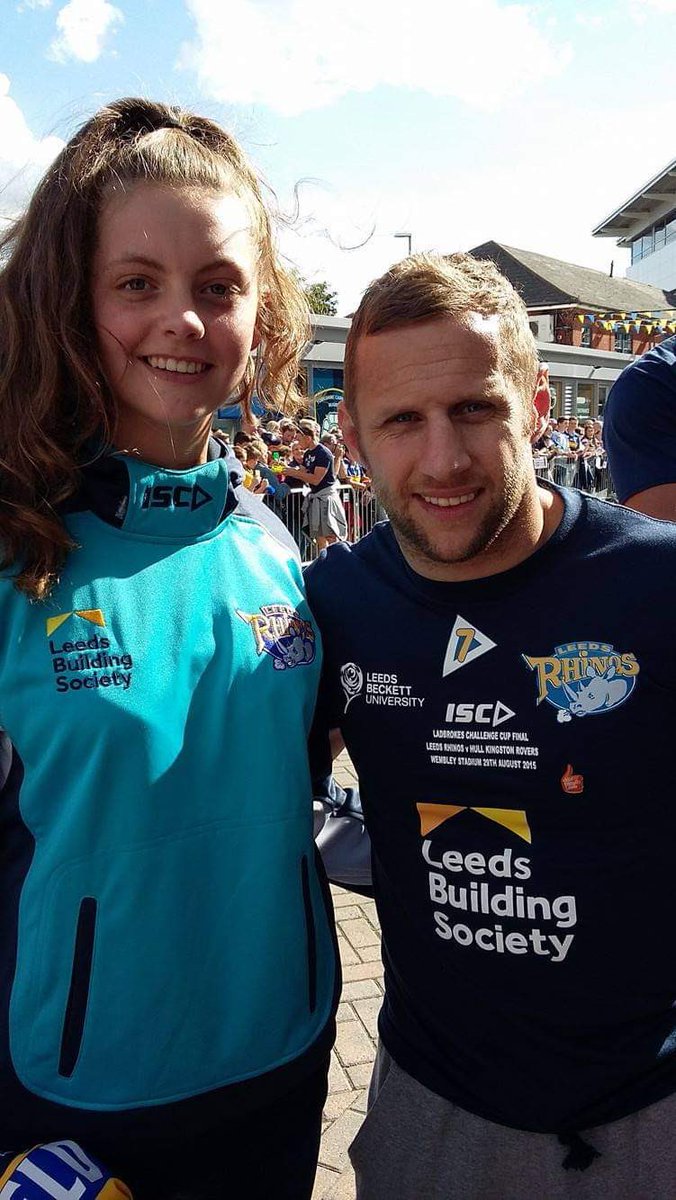 Ash_Storey4's tweet photo. One year gone but never forgotten🤍 
A legacy that will on forever !!!🦏
We will keep flying the flag for MND 💙🧡

Thinking of everyone on a tough day especially Robs family and friends !

ONE ROB BURROW 💙
#RB7 #MND #ONEROBBURROW https://t.co/0dsxeBDgh7